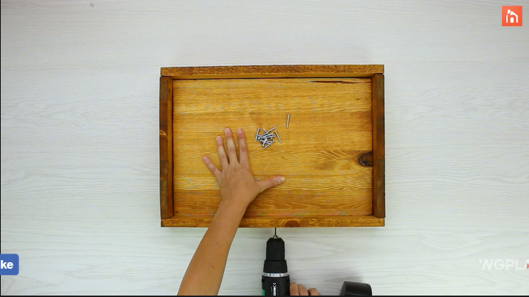 DIY-Bandeja-de-Madera-6
