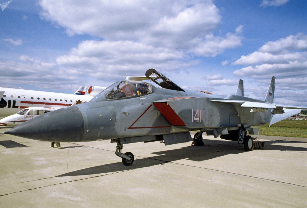 1074YAK-141s800628