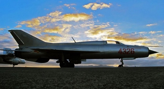 10879mig21v06204