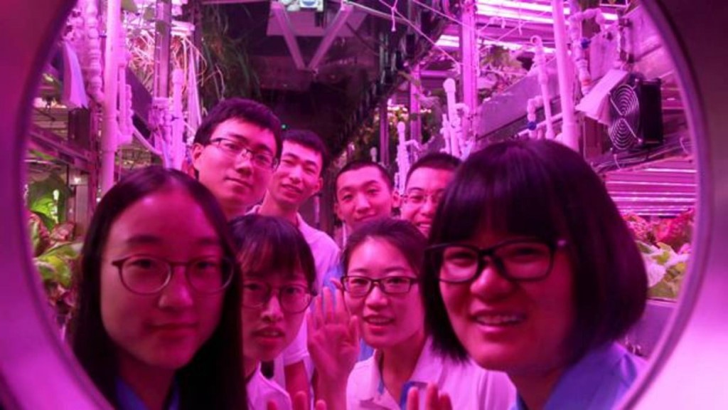1404115165-kXH--1240ssssx698@abc
