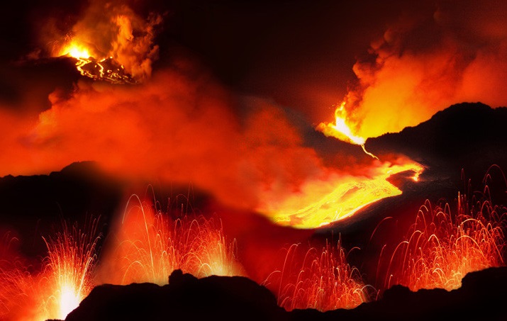 5ce2cb1volcanes4569