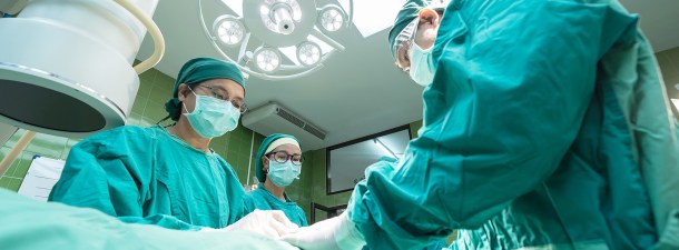 Nanoimplantes-para-evitar-infecciones-cirugia-quirofano