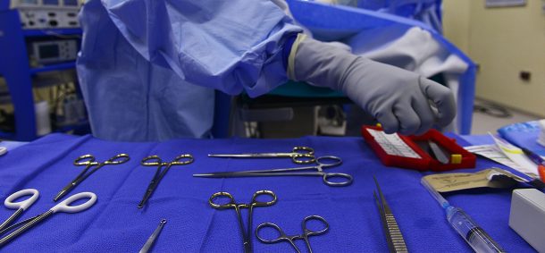 cirugia-medicina-nanoimplantes-infecciones-610x283