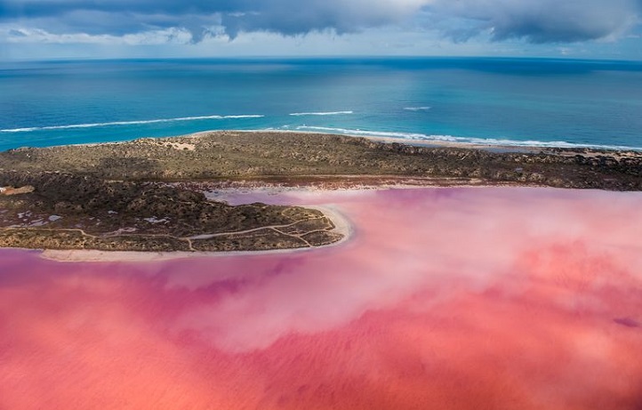 lagoon-in-australia00-1554049504
