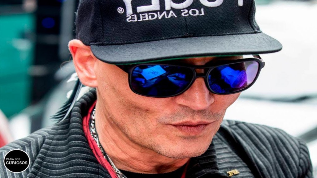 maxr12JohnnyDeppesdefault