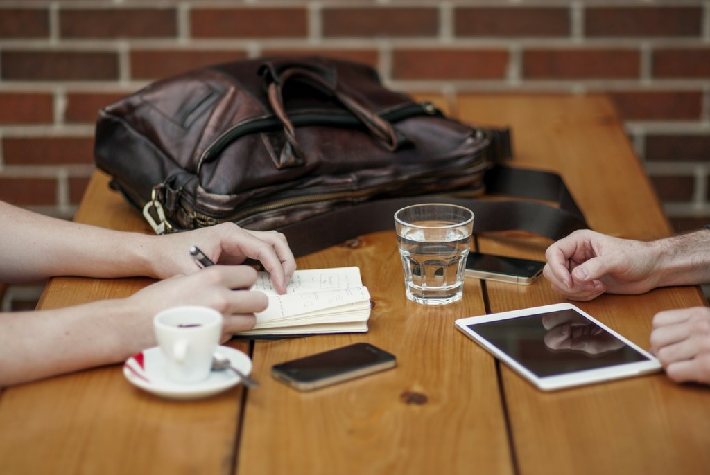 office-33636celular8_1280.jpg.imgo