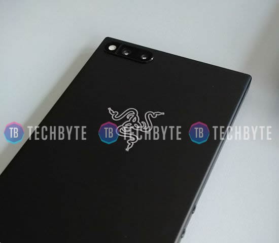 razerphone-tb_uhb1dd