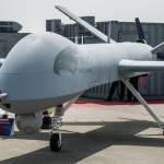 China muestra su primer dron bimotor