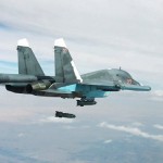 Bombarderos rusos Su-34 destruyen un grupo de buques con avanzados misiles