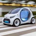 El futuro ya está aquí: estrenan un automóvil sin volante ni pedales