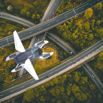 Hoversurf presenta su audaz carro volador