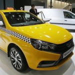 Cuba recibe autos rusos Lada para reforzar el servicio de taxis