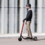 SEAT eXS KickScooter se suma a los patinetes eléctricos