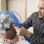Un casco de microondas da esperanzas para un diagnóstico más rápido de los derrames