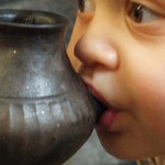 ‘Los bebés de hace 7000 años usaban biberones’