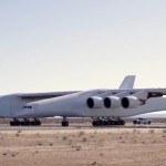 El avión más grande del mundo acelera hasta una velocidad récord durante sus pruebas