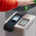 ¿Se puede pagar con la mano? Amazon dice que sí
