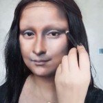 Se maquilla para parecer La Mona Lisa