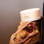 El futuro llega a Japón: abre el hotel Extraño, donde le recibirá un robot dinosaurio