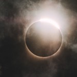 Rusia: El sol se ‘apaga’ misteriosamente durante el mediodía en dos distritos lejanos