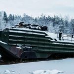Rumania estudia la adquisición de más de 40 vehículos de asalto anfibio AAV-7A1