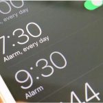 ¿Sabías que puedes usar tu iPhone para apagar la alarma de otro iPhone?