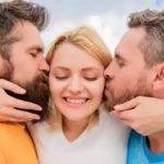 ¿Cómo funcionan las relaciones románticas entre tres personas?