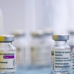AstraZeneca admite que su vacuna contra el covid puede causar un efecto secundario raro y potencialmente letal