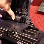 ASUS modifica el sistema de ranura PCIe Q-Release tras decir que la culpa de dañar las tarjetas gráficas era del usuario