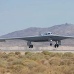 La Fuerza Aérea de EE.UU. confirmó el primer vuelo del segundo de sus nuevos bombarderos furtivos de sexta generación B-21 Raider