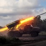 Rusia lanza un ataque grupal contra instalaciones militares de Ucrania