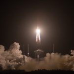 La sonda china Chang’e-5 entra con éxito en la órbita de la Luna