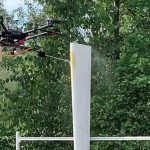 Los drones tienen un nuevo trabajo: ayudar a proteger las turbinas eólicas del hielo