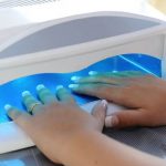 Los secadores de esmalte de uñas pueden dañar el ADN y provocar mutaciones