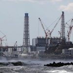 Japón comienza a verter al océano las aguas residuales de Fukushima