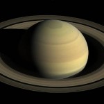 NASA: Hubble capta la espectacular belleza de Saturno y sus anillos, así como un extraño fenómeno