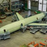 El primer prototipo del avión IL-96-400M en ensamblaje final
