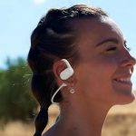 Auriculares de transmisión ósea: qué son, cómo funcionan y cuáles son los mejores
