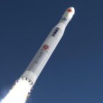 China ha revelado el primer uso que le dará a su propia Starship: instalar una central solar de 1 kilómetro en el espacio