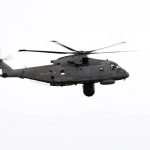 El primer helicóptero de alerta temprana Merlin Crownest es incorporado en la Armada del Reino Unido