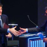 Primera encuesta del balotaje presidencial en Argentina da empate técnico con leve ventaja de Milei