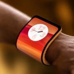 Motorola presenta un smartphone flexible capaz de convertirse en un smartwatch