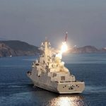 El nuevo destructor de la Armada de Corea del Norte demostró sus capacidades con el lanzamiento de un misil de crucero Hwasal-2