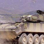 GDELS presenta la versión IFV de su vehículo blindado Piranha V 8×8