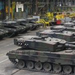 Bumar-Łabędy entrega 16 tanques de batalla principales Leopard 2PL al ejército polaco.
