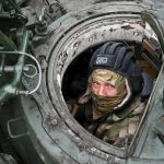 Las FFAA rusas asestan golpes contra infraestructuras militares de Ucrania en un día de combates