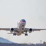 Así es el primer vuelo del avión ruso SSJ-100 con motores de fabricación nacional