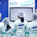Samsung e Intel siguen despidiendo: jubilaciones «voluntarias», dimisiones y finiquitos de hasta el 30% en según qué fábricas