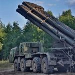 Rusia moderniza los lanzacohetes Smerch y Tornado-S de 300 mm