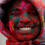 Los científicos advierten que sonreír nos hace parecer mayores